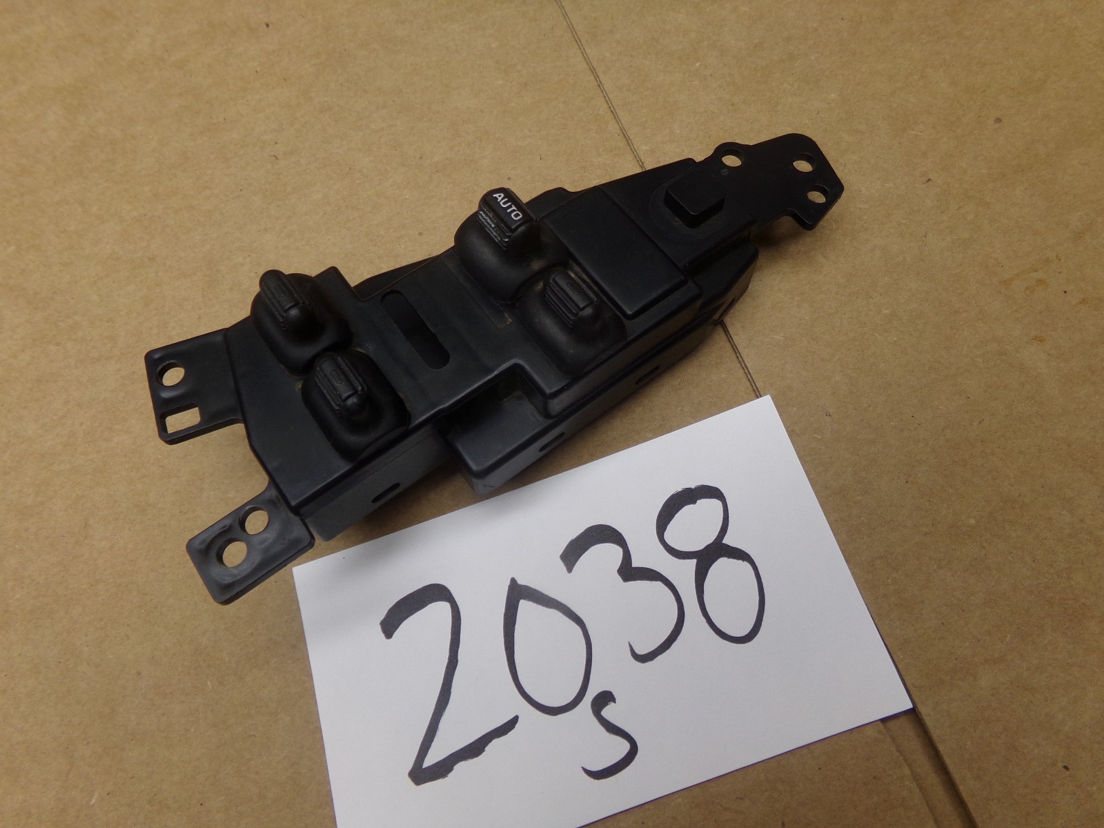 01 02 03 04 05 06 Stratus MASTER Window Switch Control Power DRIVER #2038-S 