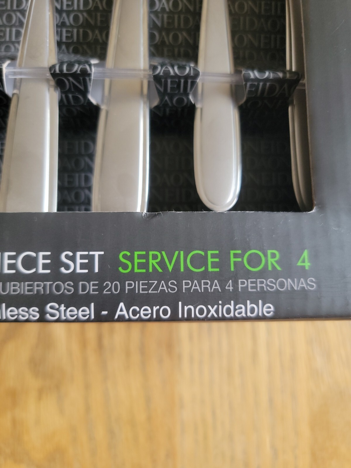 Oneida JORDAN SATIN Stainless 20pc Flatware Set Service for 4 Sealed