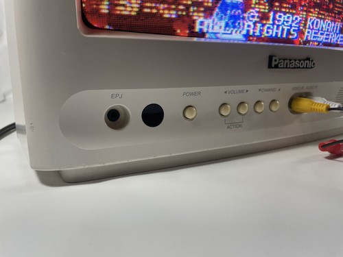 Panasonic 13” CRT Tube Gaming Color TV CT-13R27W No Remote EUC - Picture 3 of 14