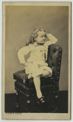 CDV 1860-70 Pierre Petit. Theater. Camille Clermont (Fanfanrolle Benoiton).