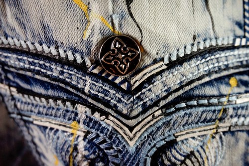 $220 Mens Rock Revival Jeans "Holman" Acid Wash Leather Inserts Shorts 38 - Picture 3 of 12