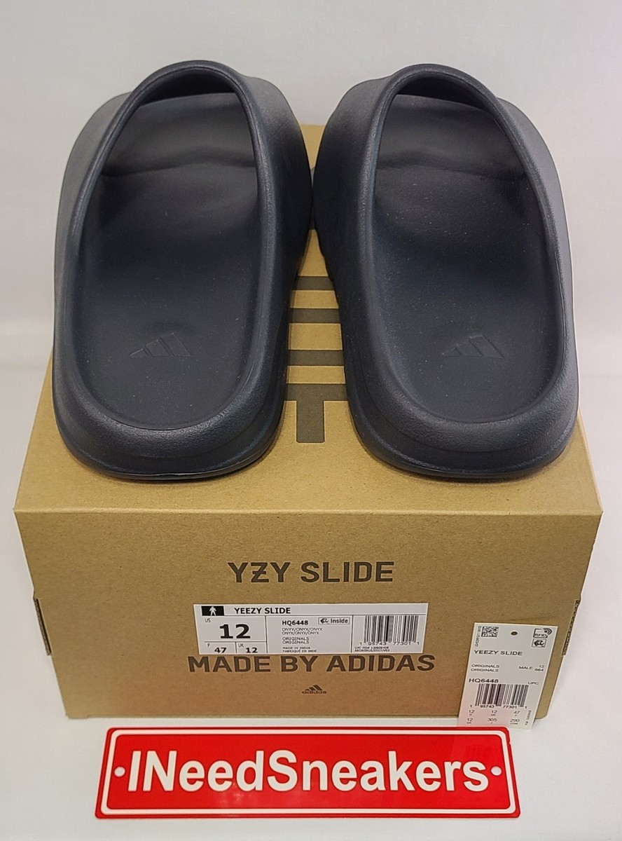 YEEZY SLIDE ブラック 9 (27.5 cm) 箱付き YEEZY SLIDE ブラック 9 (27.5 cm) 箱付き