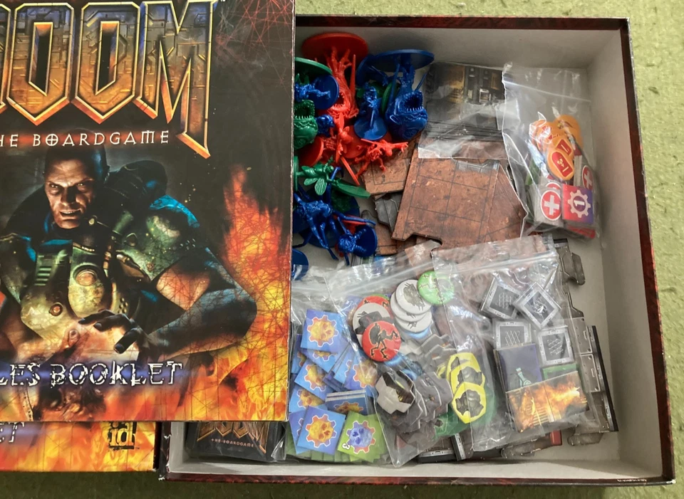 FANTASY FLIGHT FFG - DOOM THE BOARD GAME EXPANSION SET (2005) - Image 3 of 3