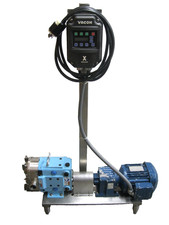 1-1/2" Waukesha Cherry-Burrell SPX 030 U1 Lobe Pump 1.5 HP Motor Vacon Drive Z18