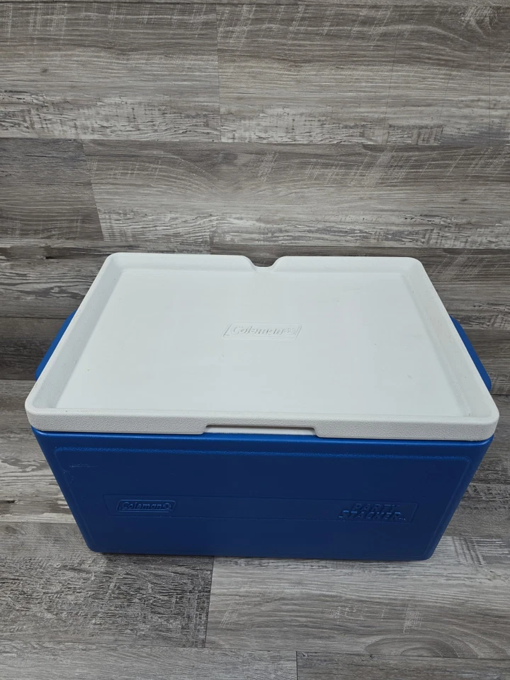 Coleman Party Stacker 24 Can Cooler Stackable Ice Chest Model 6225 Blue - Image 2 of 4