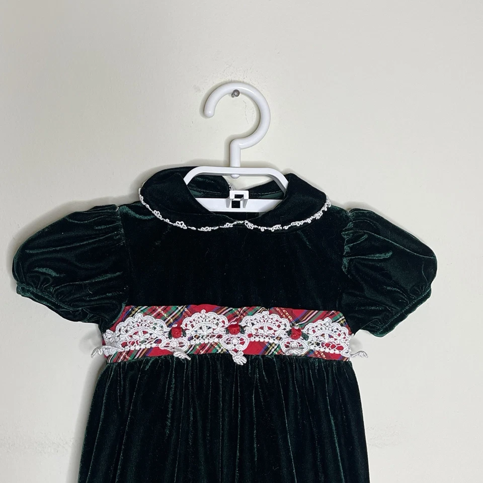 Vtg RARE EDITIONS Baby Girls Green Velvet One Piece Romper Holiday Christmas 12M - Image 2 of 4
