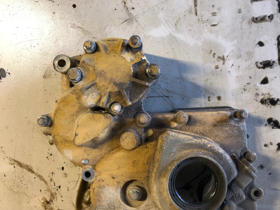 cat 3034 定时盖前发动机盖板 — 第 4/4 张图片