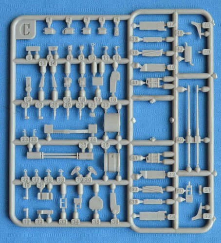 AMX-13 DCA, French twin 30mm AA tank (Plastic model kit) 1/72 ACE 72447 - Picture 5 of 11