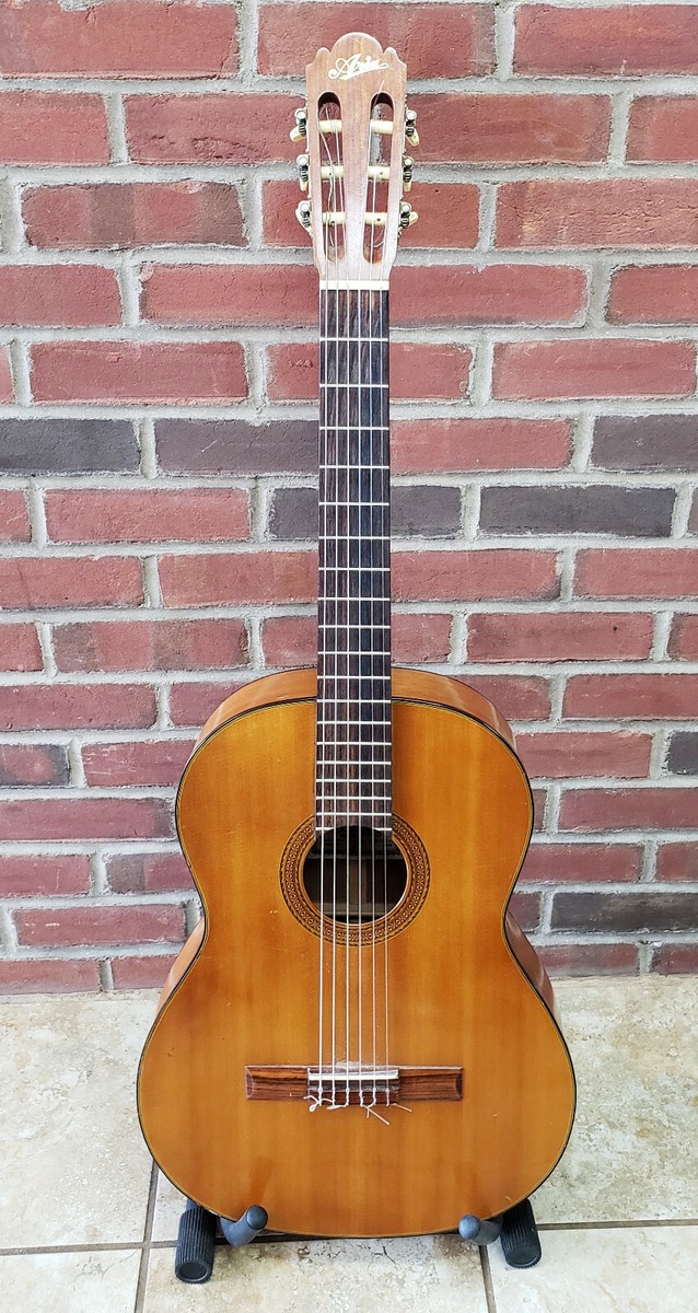 Aria アコースティックギター 6弦 Vintage ARIA Classic 6 String Acoustic Guitar Model A551B
