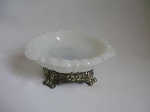 Vintage White Milk Glass Vanity Bowl for Jewelry Trinkets Bar Soap and More New