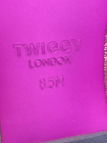Women’s Twiggy Of London Pink Slip On Shoes 8.5M-NIB - Picture 6 of 7