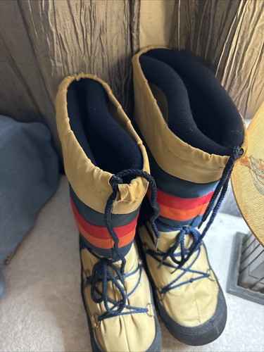 Vintage Blue/Multi Rainbow Stripe Moon Boots Lace Up Made in Korea Men's Sz 7-8 - Picture 9 of 18