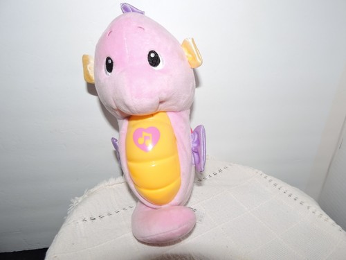 Fisher-Price seahorse pink Soothe and Glow tested glows and plays music - Picture 4 of 8