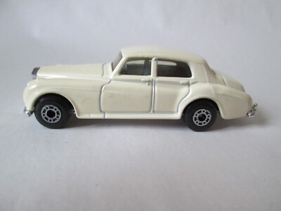 1985 Matchbox Rolls-Royce Silver Cloud Car #62 Macau 1/69