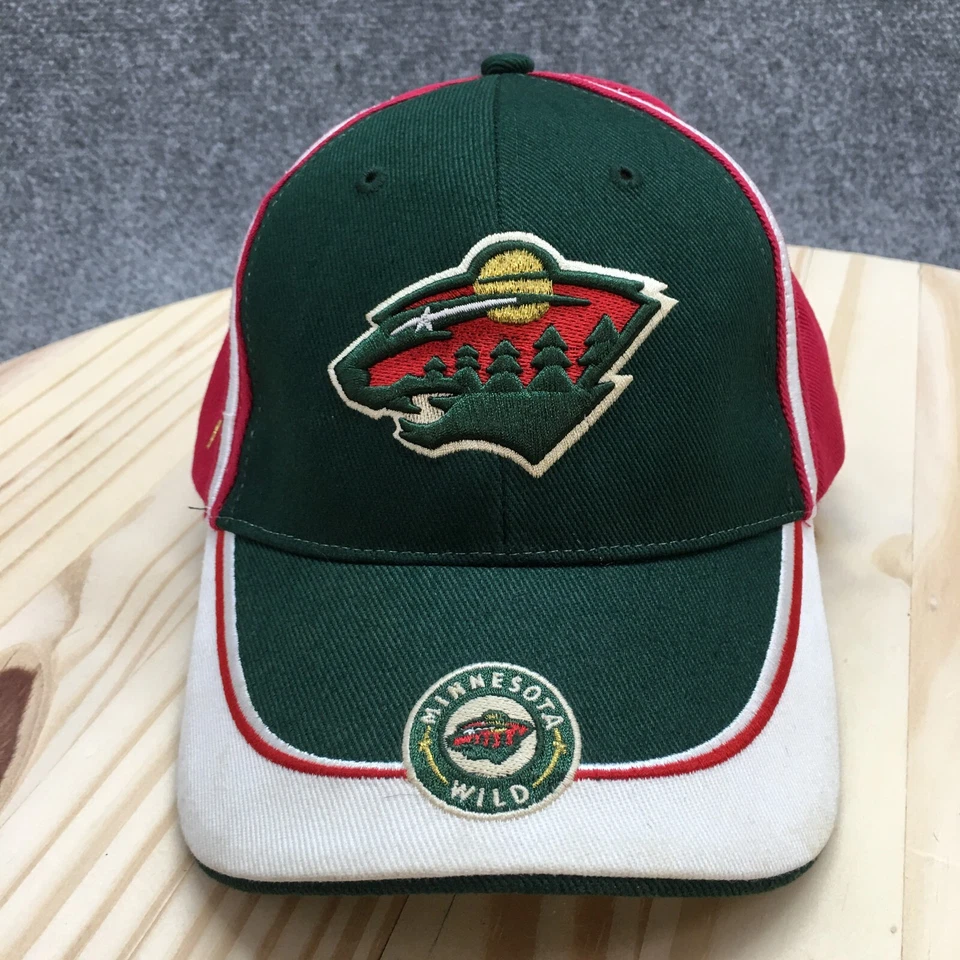 Бейсбольная кепка мужская Minnesota Wild NHL красно-зеленая OS с изогнутыми полями и вышитым логотипом - Изображение 2 из 4