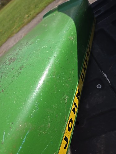 John Deere 70 Lawn Tractor Garden Mower Hood - Picture 9 of 14