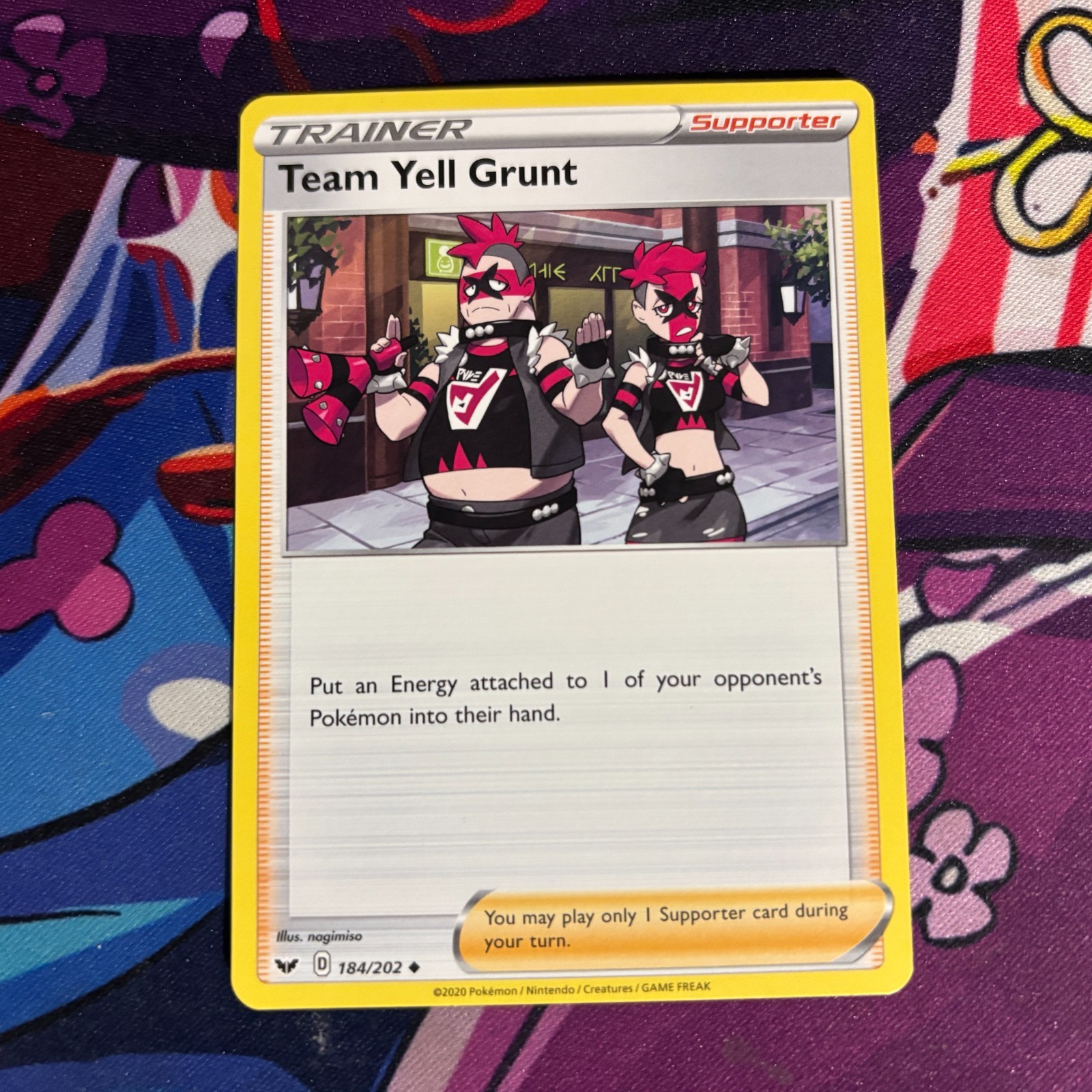 Team Yell Grunt 184/202 Pokemon TCG Sword & Shield Base Set