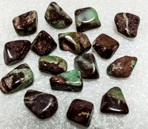 Confusionite Lot Of 16 Polished Beads W/Holes Loose Gemstones 1" L x ½" D x ¾" W - Picture 9 of 10