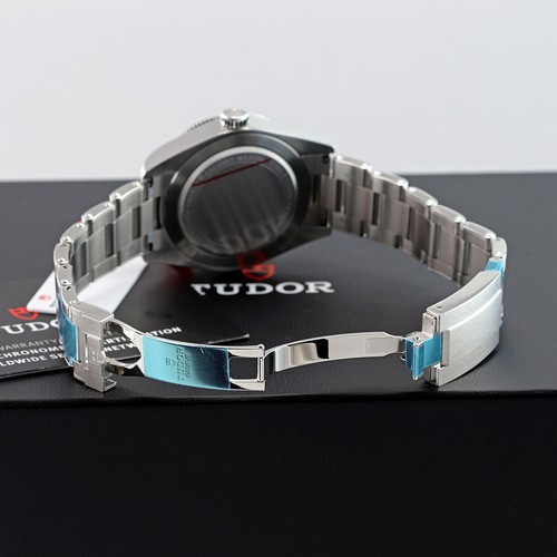 Tudor Black Bay 58 GMT 39mm M7939G1A0NRU-0001 - Picture 6 of 10