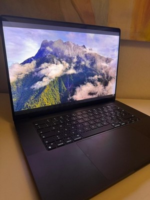 Apple MacBook Pro 16 Zoll 2024 M4 Pro 24GB RAM 512GB SSD Grau - OVP