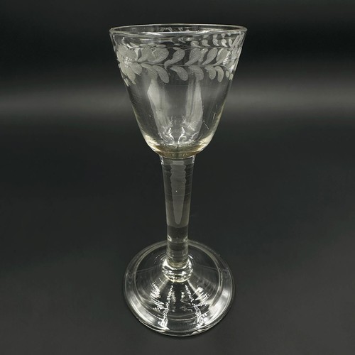 ANTIQUE 18thC ENGRAVED GEORGIAN WINE GLASS PLAIN STEM FOLDED FOOT c1740 - Picture 2 of 12