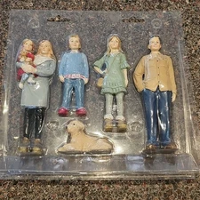 MayBerry Street Miniature Doll House Family Figurines Complete Americana
