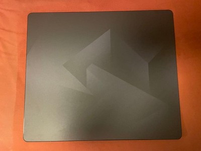GLSSWRKS Polarity Black Mouse Pad with Cleaning Cloth