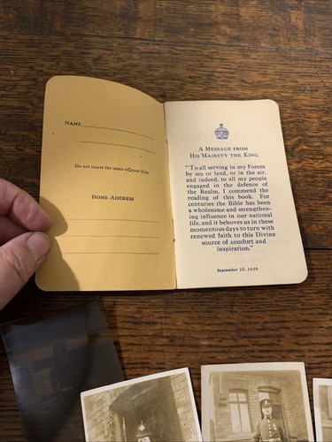 Biblia militar de San Juan y fotografías - Imagen 4 de 5