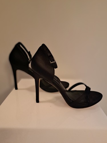 New w Box WHBM SIZE 8M BLACK Satin Ankle Strap Stileto Open Sandals Orig Pr $130 - Picture 7 of 8