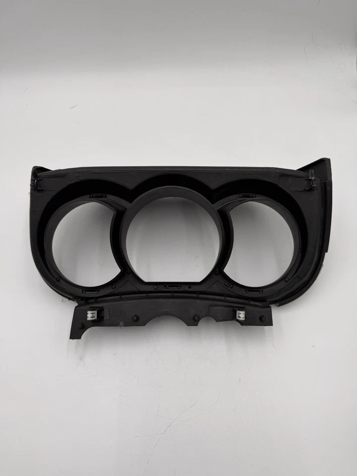 2007-2012 OEM NISSAN VERSA SPEEDOMETER GAUGE CLUSTER TRIM BEZEL BLACK 68240EL00A - Image 2 of 4