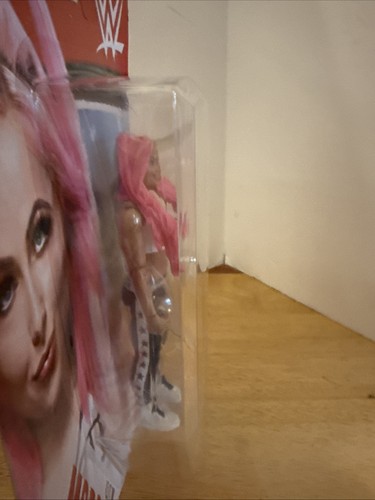 WWE Liv Morgan Series 110 Action Figure Riott Squad - Brand New - Picture 6 of 7