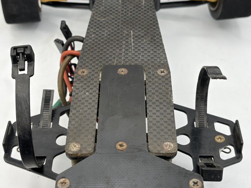 For part Kyosho F1 chassis motor and ESC with William's Renault FW14 body shell - Picture 22 of 23