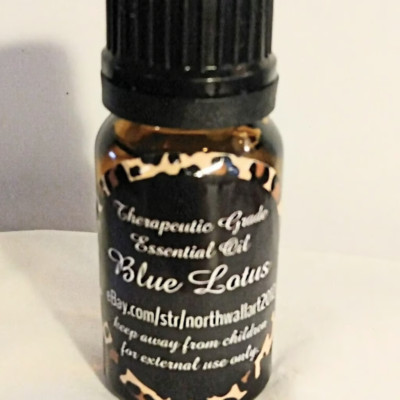 essential oil 10 ml bottle BLUE LOTUS