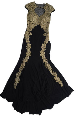 NWT Betsy and Adam Black and Gold Lace Sleeveless Mermaid Gown Size 2P
