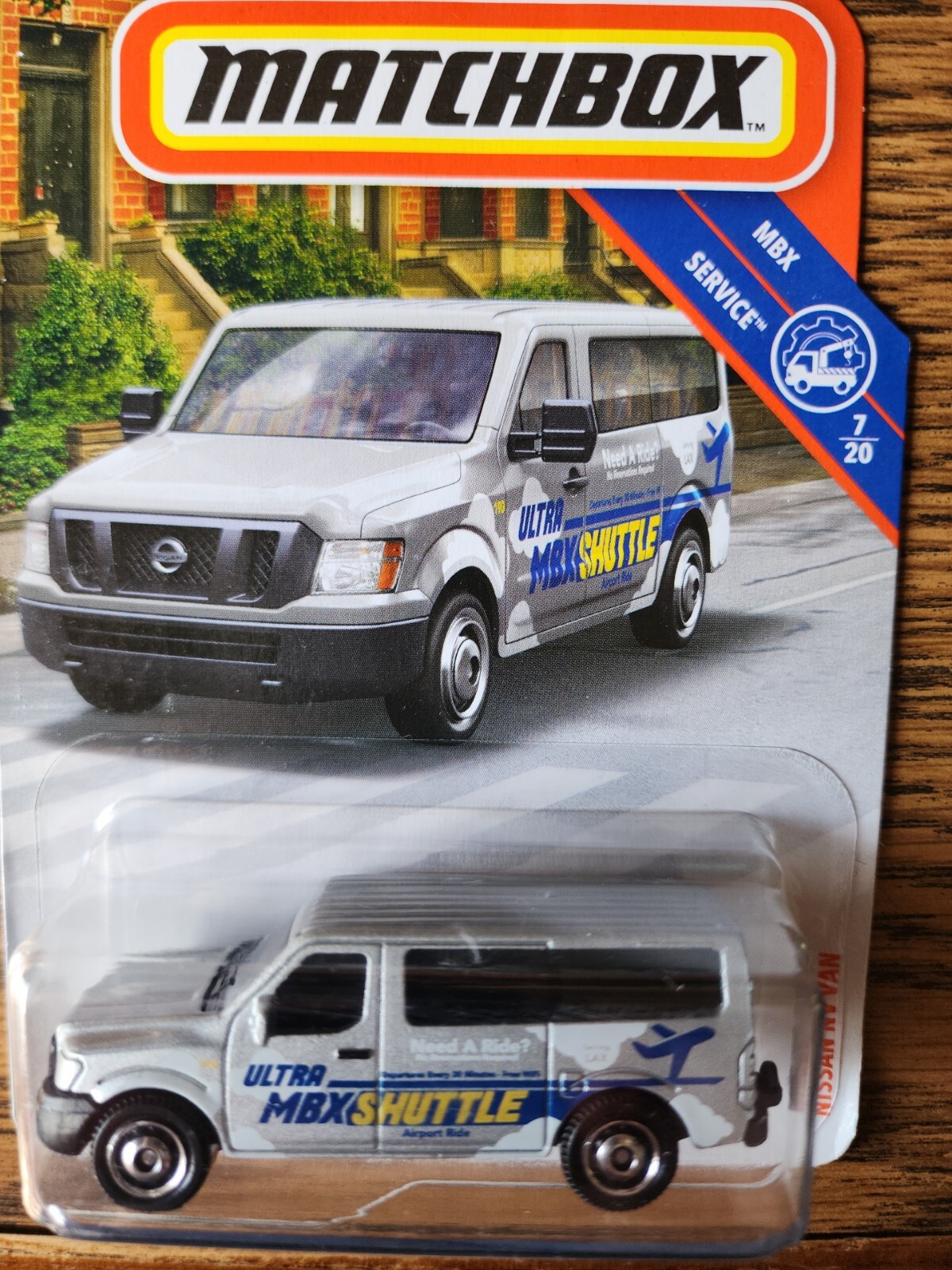2018 Matchbox Nissan NV Van 84/100 Ultra Mbx Shuttle Service Diecast 1