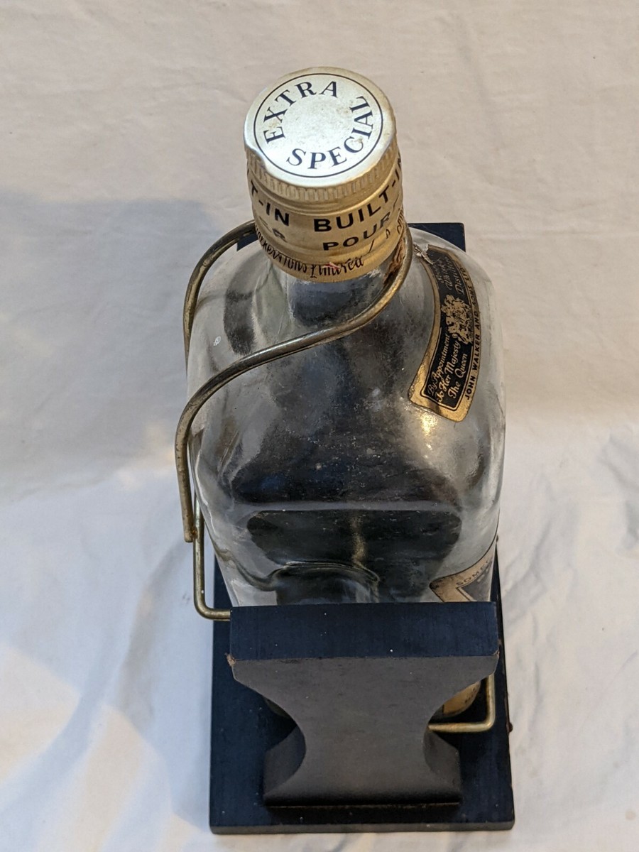 Johnnie Walker 12 Year Old 1 Litter Scotch Whiskey Bottle Wood