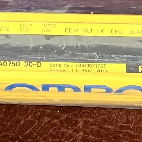 Omron F3SG-4RA0750-30 Safety Light Curtain Emitter & Receiver L & D SET 24VDC - Picture 18 of 22