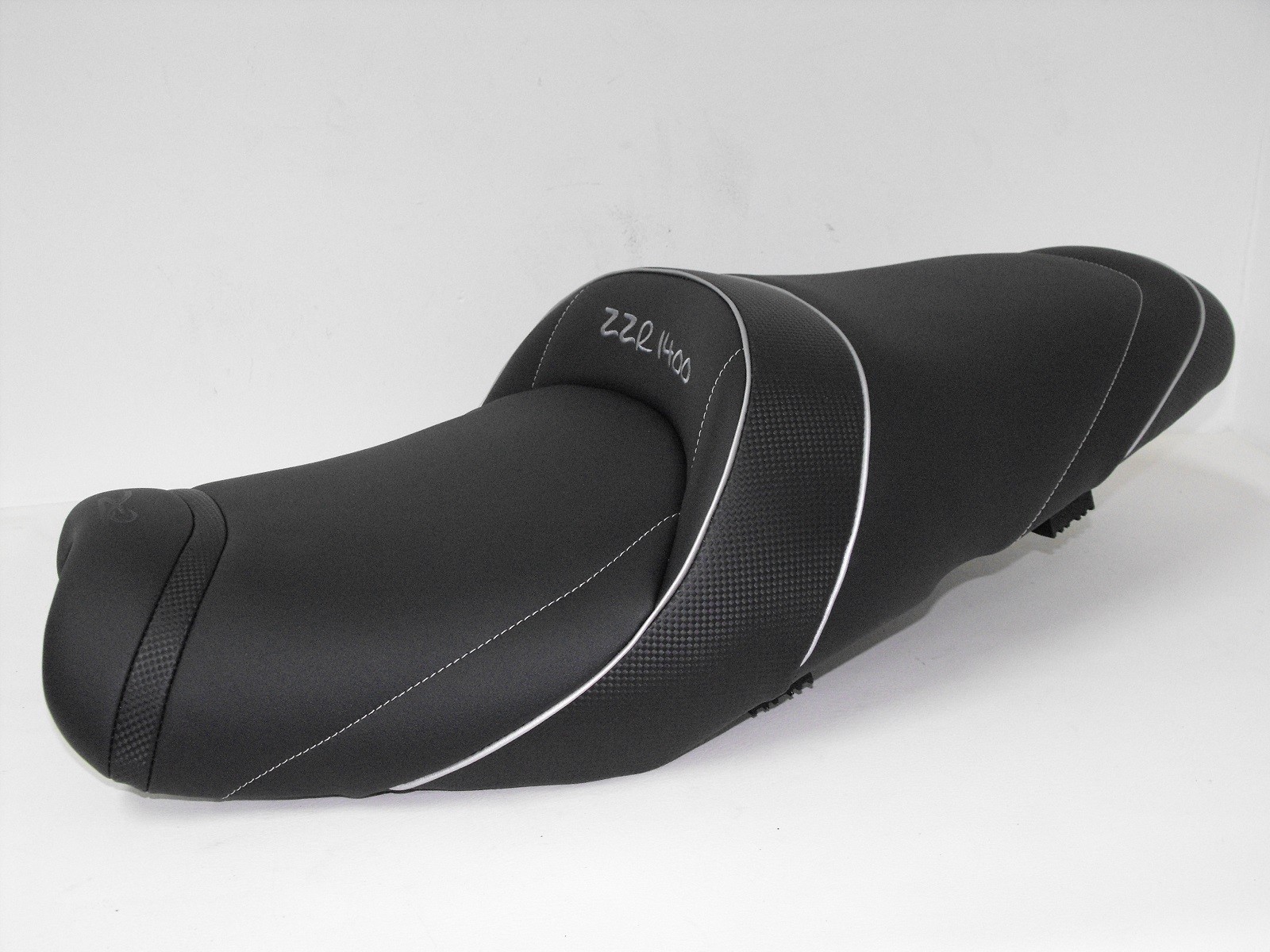 Selle gel Kawasaki ZZR 1400 pour éliminer le mal de dos en voyage moto