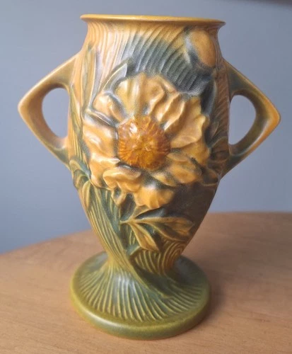Roseville Pottery Peony Flower Pattern Yellow/Green Vase Model 61-7" c. 1936