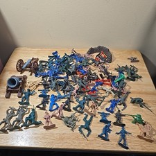 Lot Of 40 Assorted Multi-colored Plastic Toy Figures Army, Cowboys, More