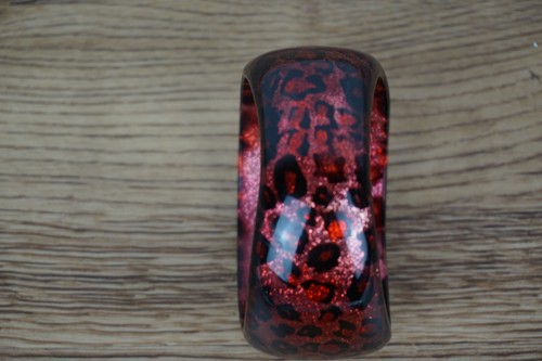 2.5 inch inside diameter glittery cheetah pink chunky braclet - Picture 2 of 5