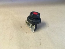 ALLEN BRADLEY 800H-AR RED PUSH BUTTON SER. F, TYPE 4,4X,13  KB 