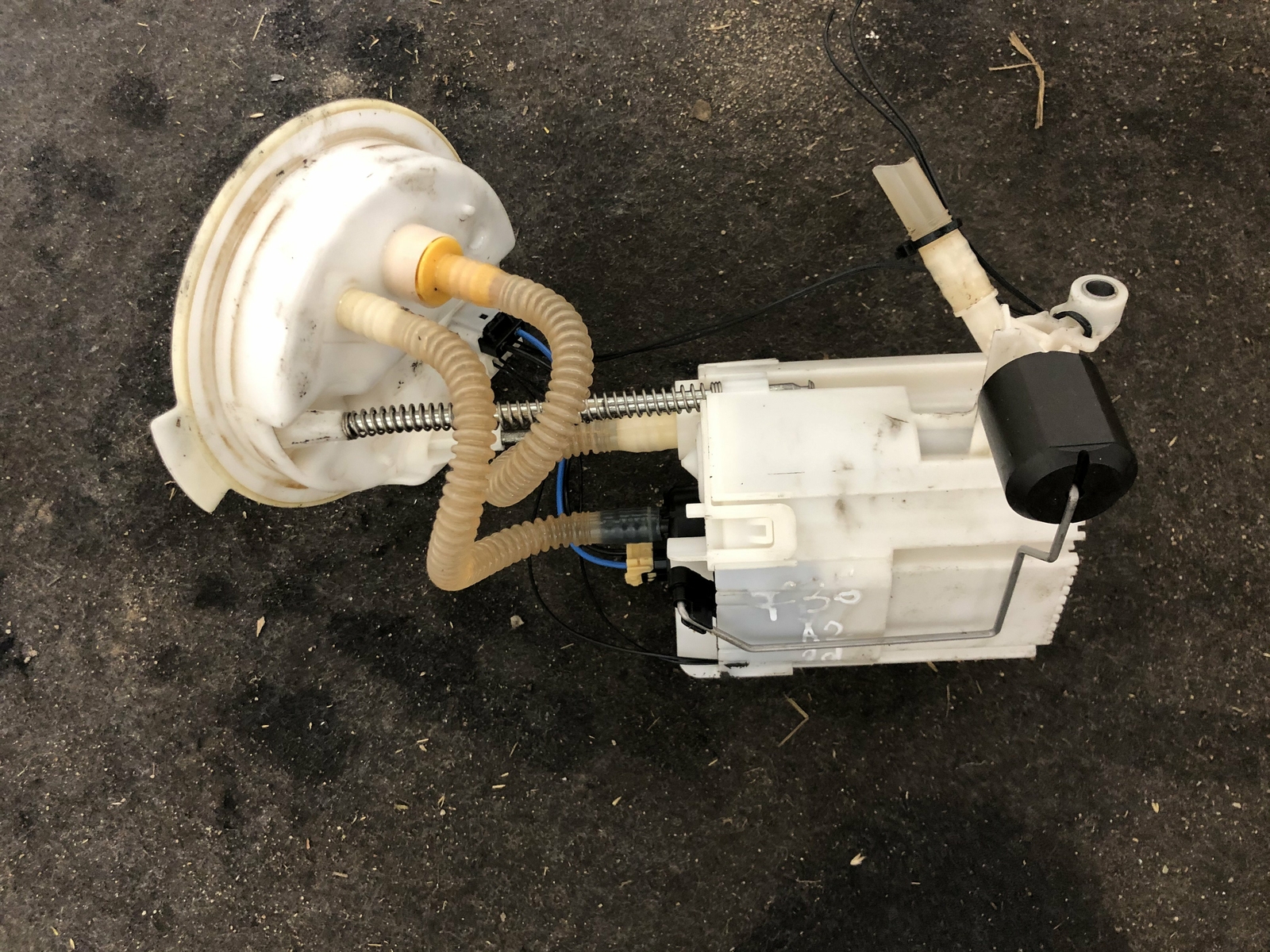 BMW 3 F30 F31 F32 330d Fuel Tank Pump 7243972 0580204019 3.0 Diesel ...