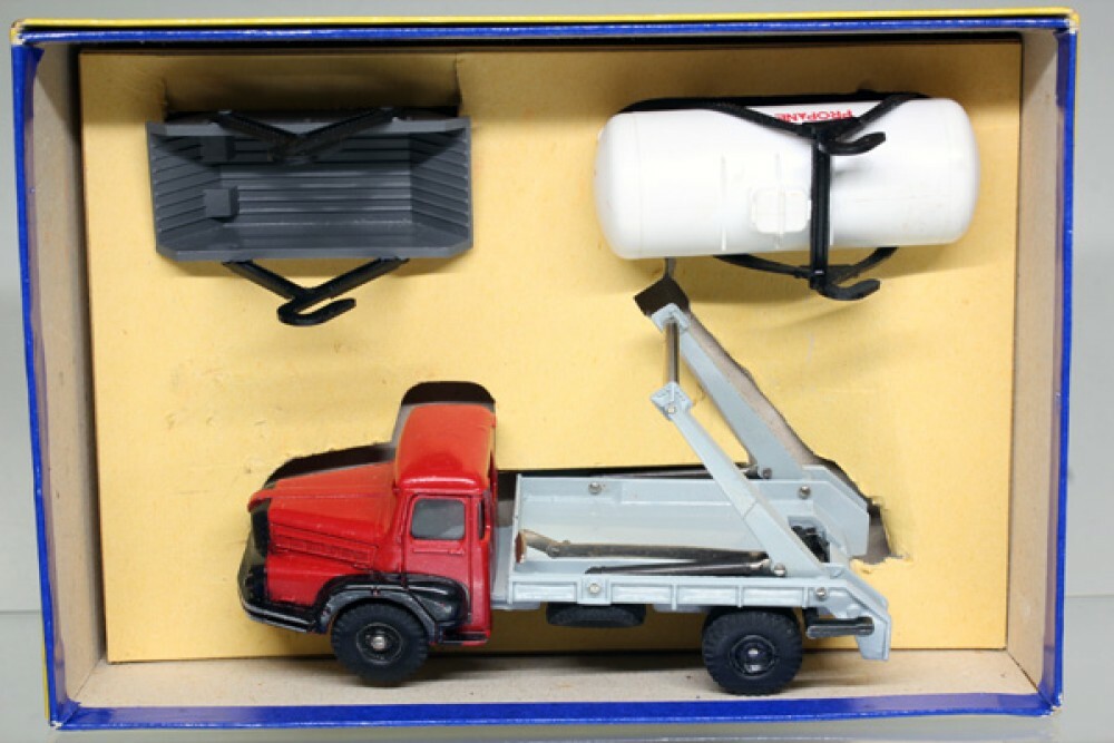 Dinky Toys France Echelle 1/43 Camion Unic multibenne avec