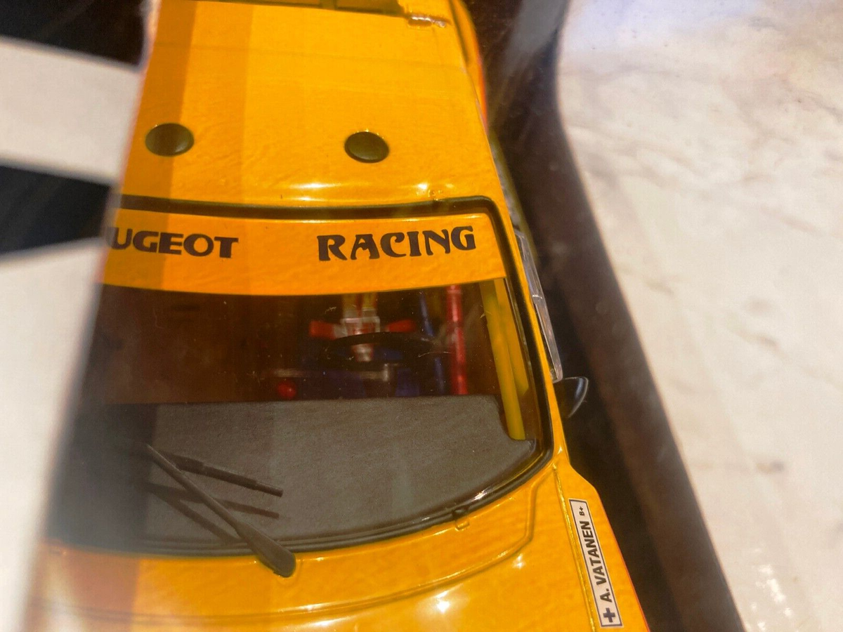 RARE NEW ! Peugeot 205 T16 pikes peak 1987 rally Solido racing