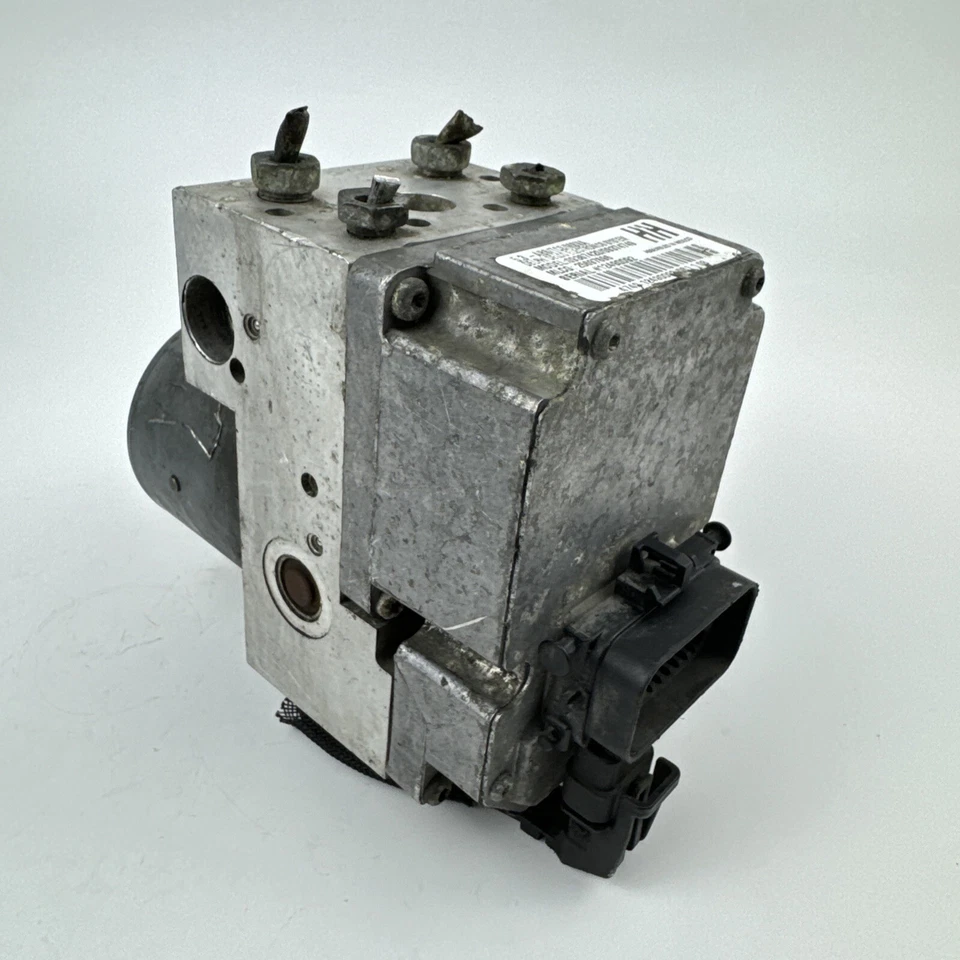 Módulo de bomba de freno ABS antibloqueo Cadillac Deville 2000-2005 plateado OEM 25697696 Foto 2 de 4