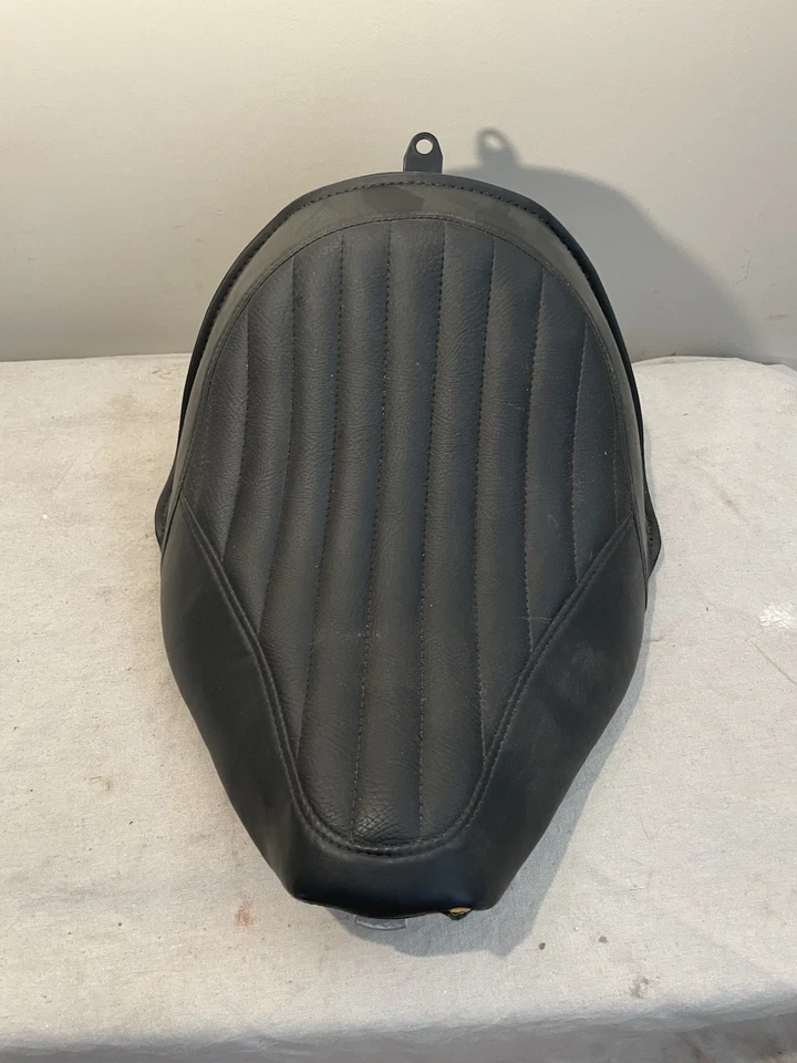 Asiento/sillín Harley Davidson Softail Slim 11-17 P52000031 Foto 2 de 4