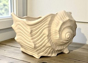 Vintage Oversized Ceramic Ivory Nautilus Shell Planter / STUNNING!!