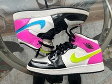 Air Jordan CZ9835-100 Size 6.5Y Kids Sneakers...