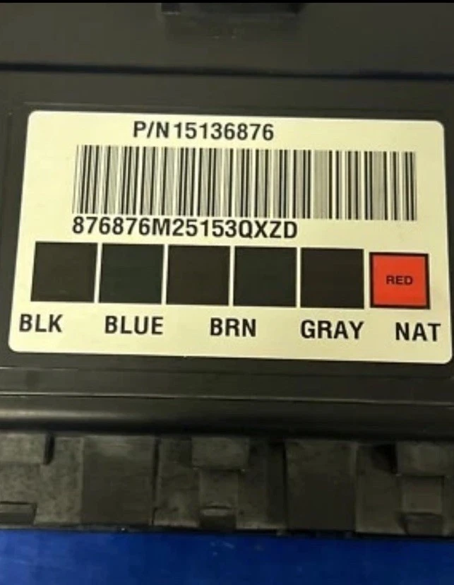03-06  VIN PROGRAMMED BODY CONTROL MODULE GM BCM 15136876 - Image 2 of 2